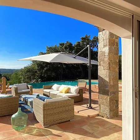 Luxury Villa, Infinity Pool, 5 Min Ramatuelle