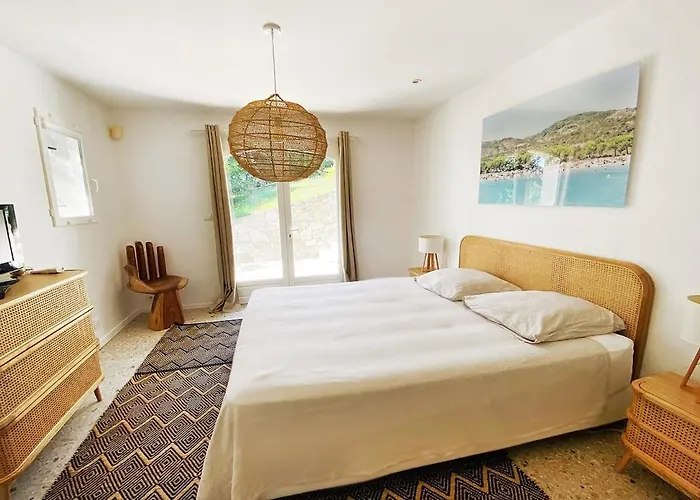 Luxury Villa, Infinity Pool, 5 Min Ramatuelle