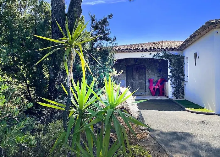 Luxury Villa, Infinity Pool, 5 Min * Ramatuelle
